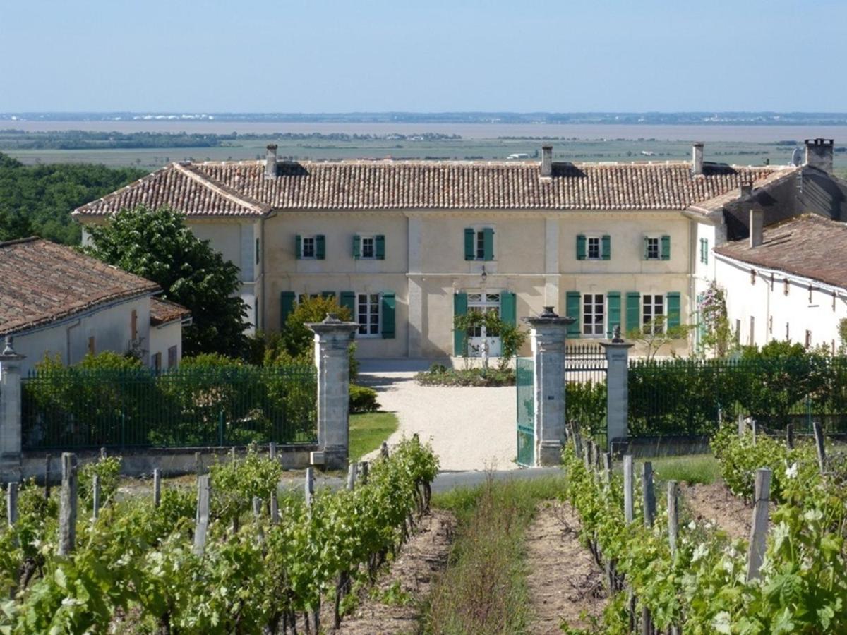 Domaine De L'Estuaire Hotel Saint-Thomas-de-Conac Bagian luar foto